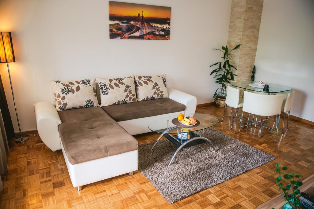 Apartment Arena White ベオグラード エクステリア 写真